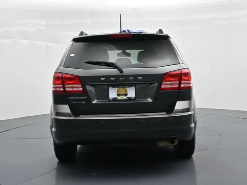Used 2020 Dodge Journey SE FWD image 7