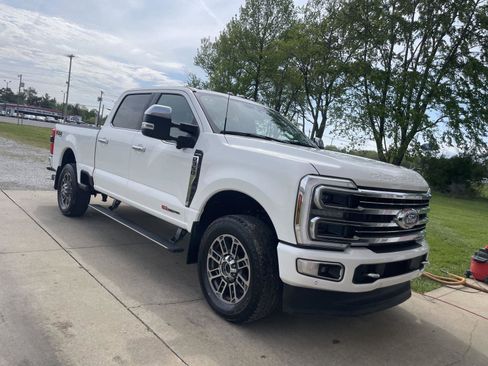 Used 2024 Ford F350 Limited w/ FX4 Off-Road Package AWD/4WD image 7