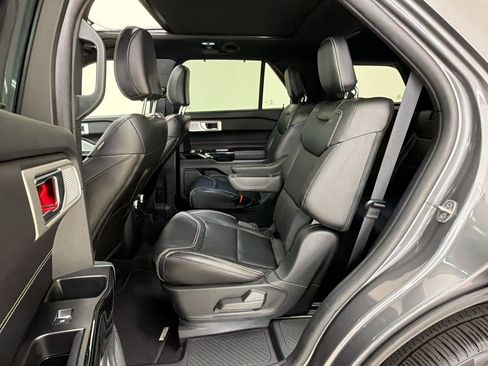 Used 2023 Ford Explorer ST w/ Equipment Group 401A AWD/4WD image 24