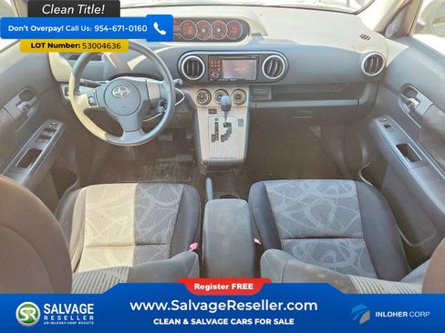 Used 2013 Scion xB FWD image 11