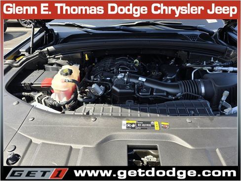 Certified 2025 Jeep Grand Cherokee Altitude AWD/4WD image 17