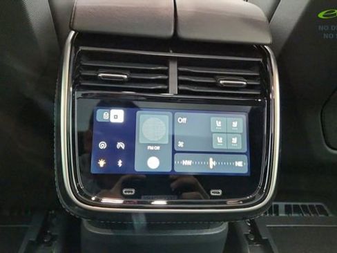 Used 2025 Rivian R1S Adventure AWD/4WD image 43