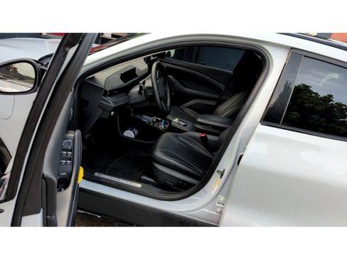 Used 2021 Ford Mustang Mach-E Premium image 5
