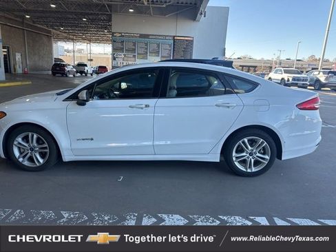 Used 2018 Ford Fusion S image 5