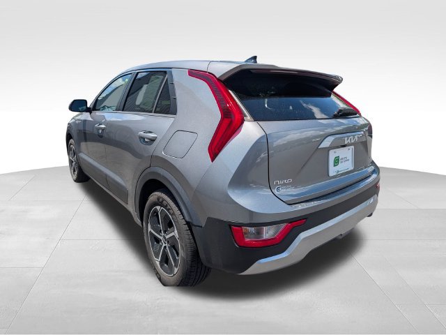 Used 2023 Kia Niro LX FWD image 5