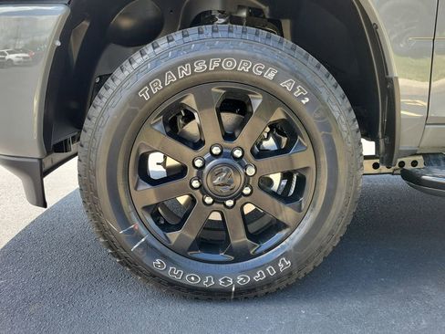 New 2026 RAM 2500 Big Horn AWD/4WD image 9