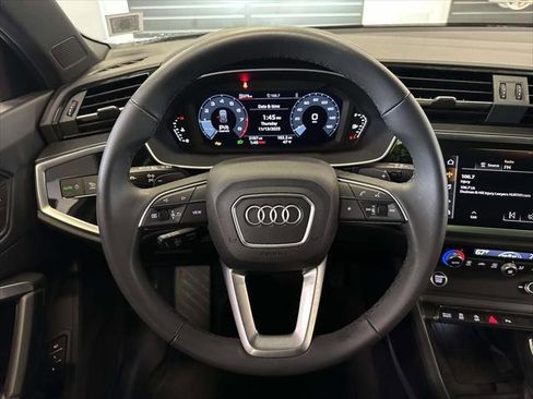 Certified 2025 Audi Q3 2.0T Premium w/ Convenience Package image 13