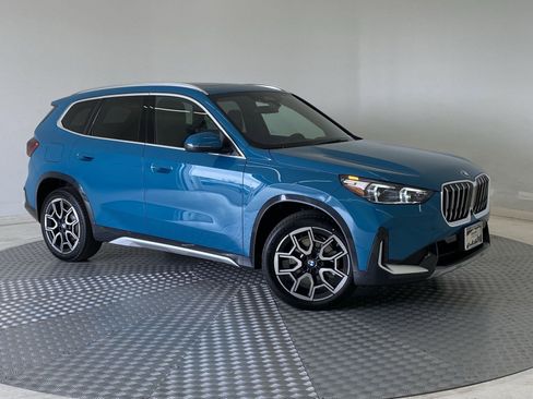 Used 2025 BMW X1 xDrive28i w/ Technology Package image 6