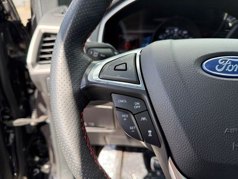 Used 2020 Ford Edge ST-Line w/ Cold Weather Package AWD/4WD image 15