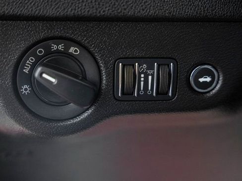 Used 2023 Dodge Charger SXT image 35