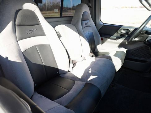 Used 2004 Ford F150 Lightning RWD image 10