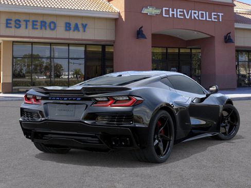 New 2025 Chevrolet Corvette E-Ray image 28