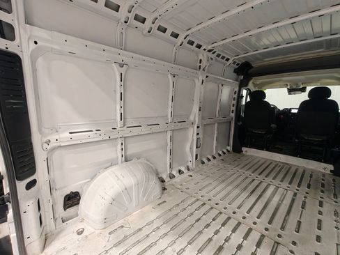 Used 2023 RAM ProMaster 2500 FWD image 24