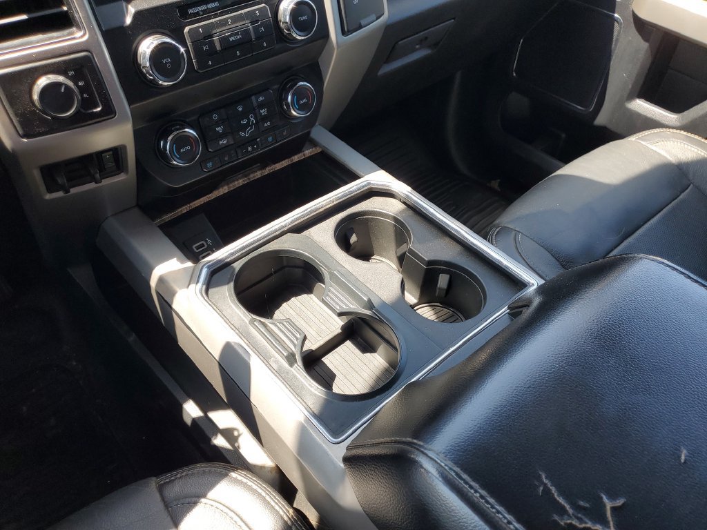 Used 2019 Ford F450 Lariat w/ Lariat Value Package AWD/4WD image 30