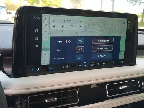 New 2026 Lincoln Aviator 2WD image 18