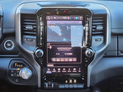 Used 2025 RAM 1500 Laramie image 21