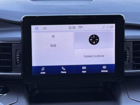 Certified 2022 Ford Explorer XLT w/ Equipment Group 202A image 26