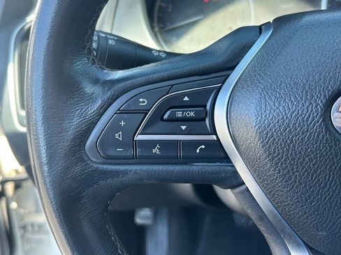 Used 2017 INFINITI Q50 3.0t Premium RWD image 18