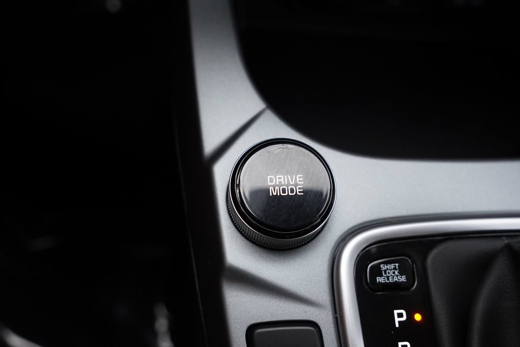 Certified 2024 Kia Seltos LX AWD/4WD image 26