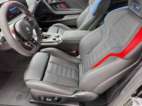 Used 2025 BMW M2 w/ Lighting Package image 5