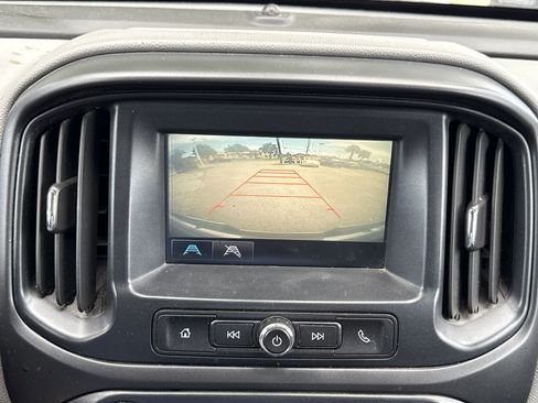 Used 2017 GMC Canyon 2WD Crew Cab w/ Convenience Package image 15