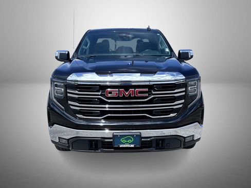 Used 2023 GMC Sierra 1500 SLT w/ SLT Premium Package AWD/4WD image 2