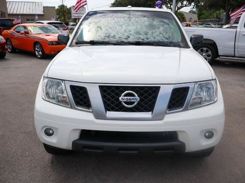 Used 2018 Nissan Frontier SV RWD image 8