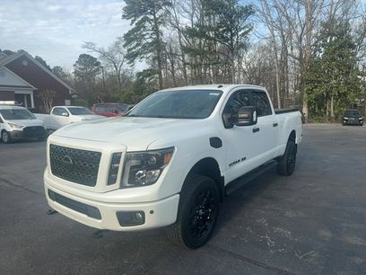 Used 2019 Nissan Titan SV w/ SV Convenience Package