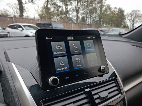 Used 2024 Mitsubishi Eclipse Cross SEL image 28