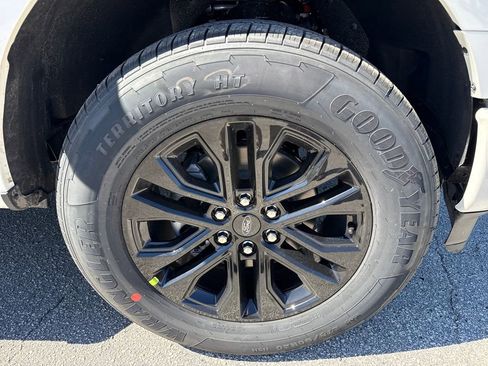 New 2026 Ford F150 Lariat image 10