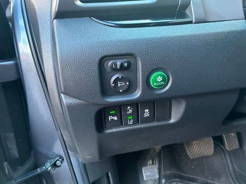 Used 2022 Honda Pilot Touring image 28