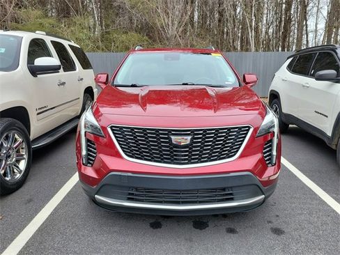 Used 2020 Cadillac XT4 Premium Luxury w/ Technology Package image 2