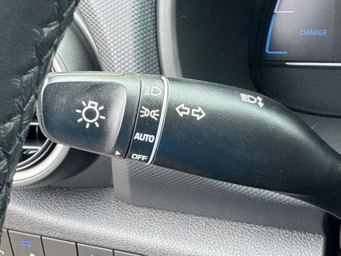 Used 2019 Hyundai Kona Limited FWD image 16