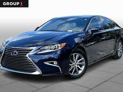 Used 2017 Lexus ES 300h