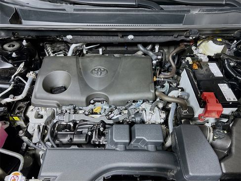 Certified 2025 Toyota RAV4 LE image 27