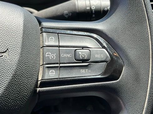 Used 2024 RAM ProMaster 2500 w/ Convenience Group image 17