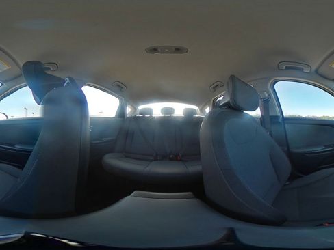 Used 2025 Kia K4 LXS image 45