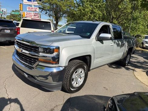 Used 2017 Chevrolet Silverado 1500 LT AWD/4WD image 2