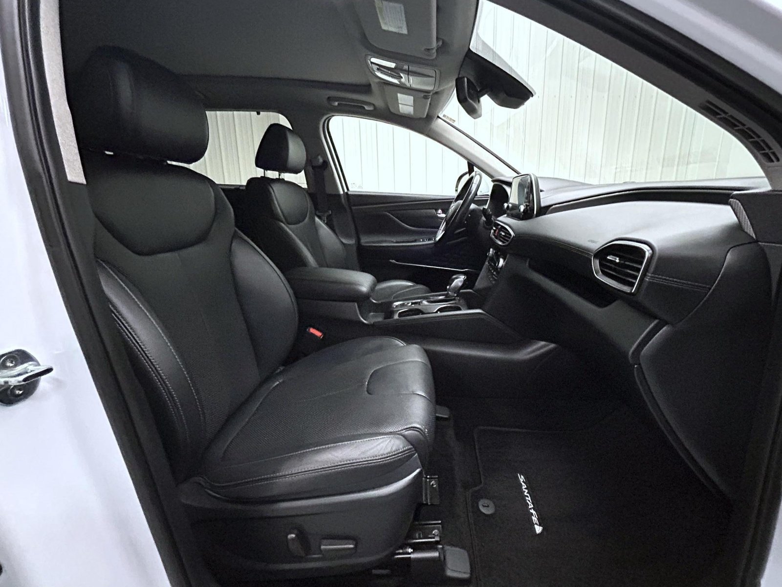 Used 2020 Hyundai Santa Fe Limited AWD/4WD image 15