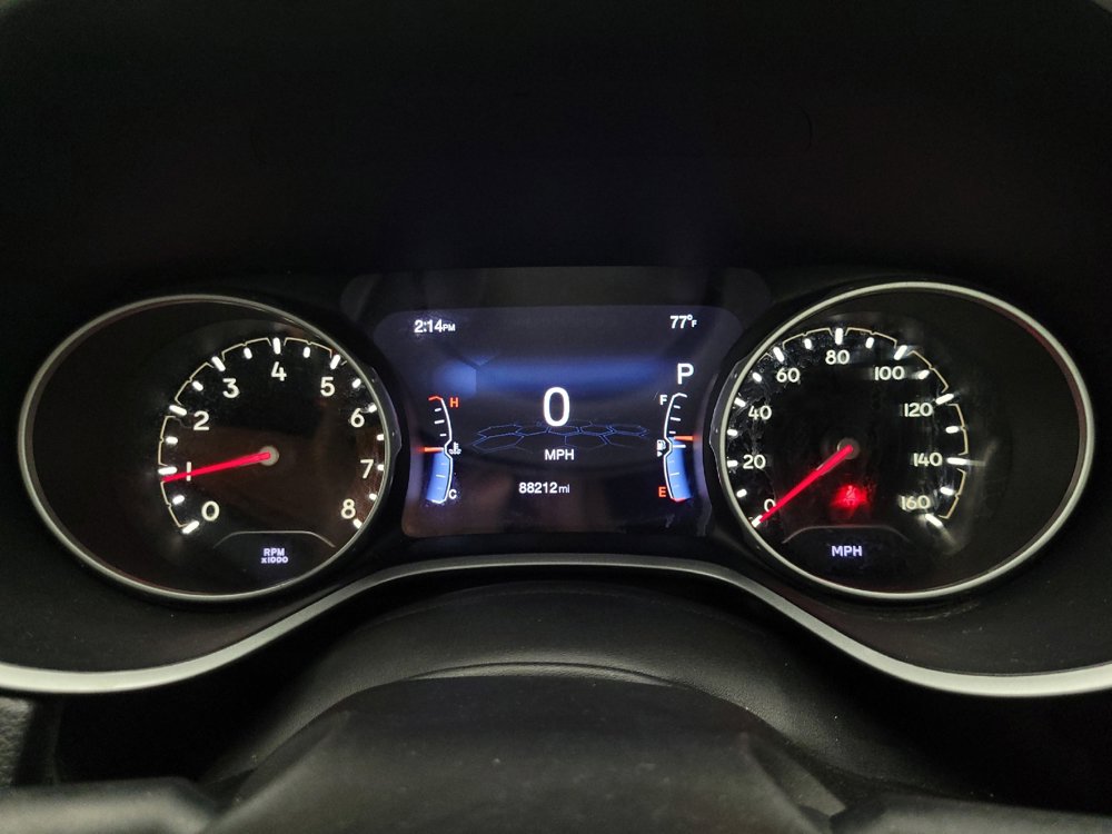 Used 2017 Jeep Compass Latitude w/ Popular Equipment Group AWD/4WD image 23