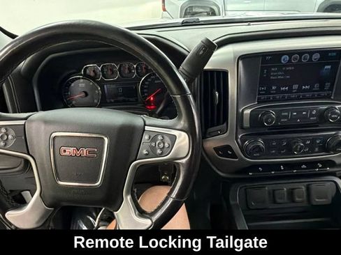 Used 2018 GMC Sierra 1500 SLT w/ SLT Premium Package AWD/4WD image 18