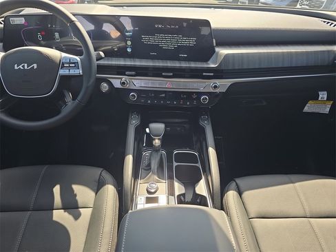 New 2025 Kia Telluride EX image 17