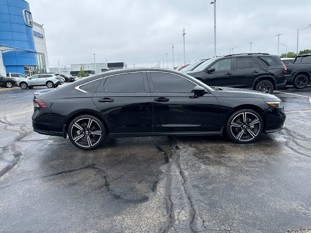 Used 2024 Honda Accord Sport image 12