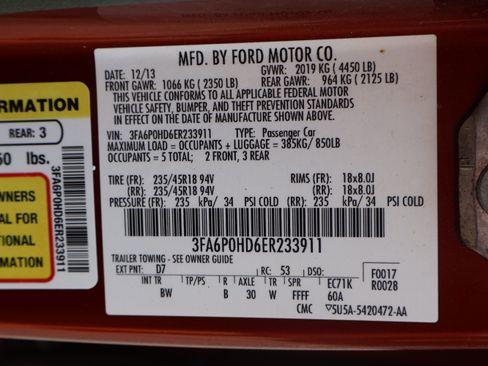Used 2014 Ford Fusion SE w/ Equipment Group 202A FWD image 39