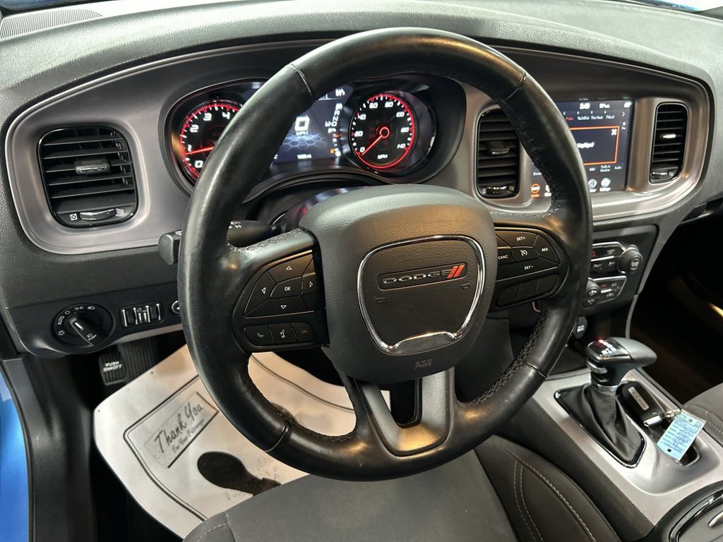 Used 2023 Dodge Charger SXT w/ Blacktop Package AWD/4WD image 4