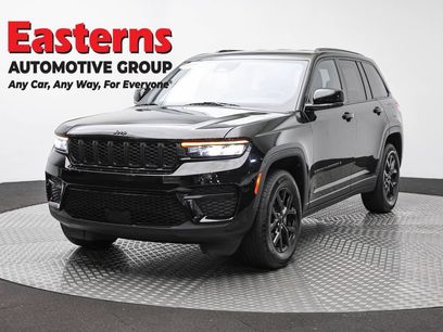 Used 2025 Jeep Grand Cherokee Altitude