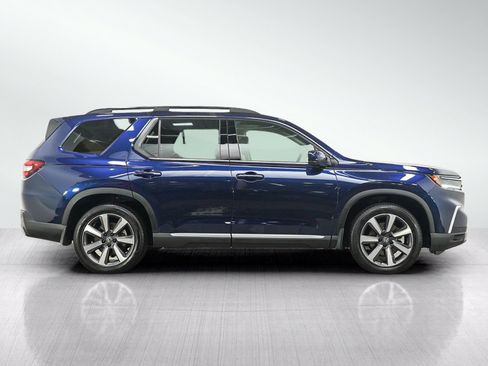 Used 2025 Honda Pilot Touring image 6