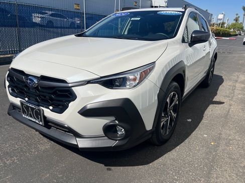 Used 2024 Subaru Crosstrek 2.0i Premium AWD/4WD image 9