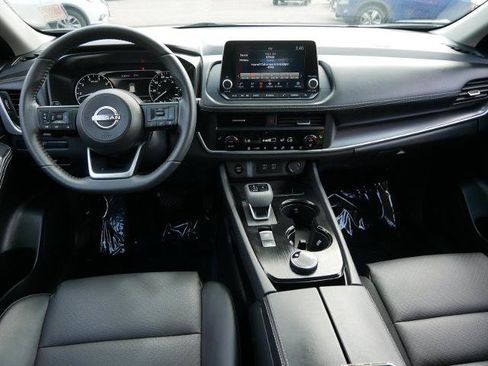 Certified 2024 Nissan Rogue SV w/ SV Premium Package AWD/4WD image 13