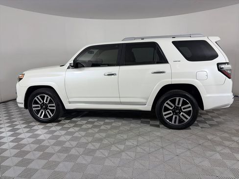 Used 2015 Toyota 4Runner Limited AWD/4WD image 4